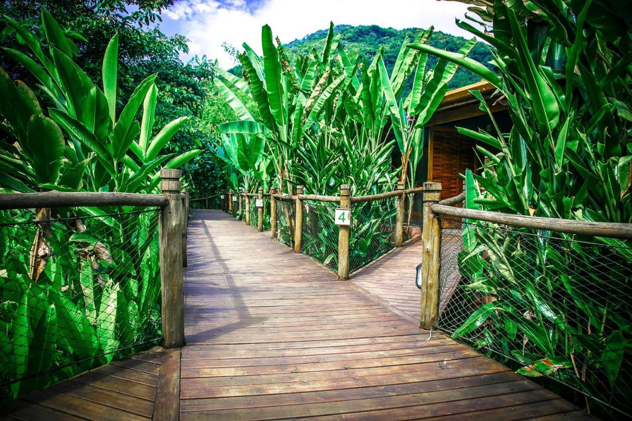 Banana Bamboo Ecolodge Ubatumirim Екстер'єр фото