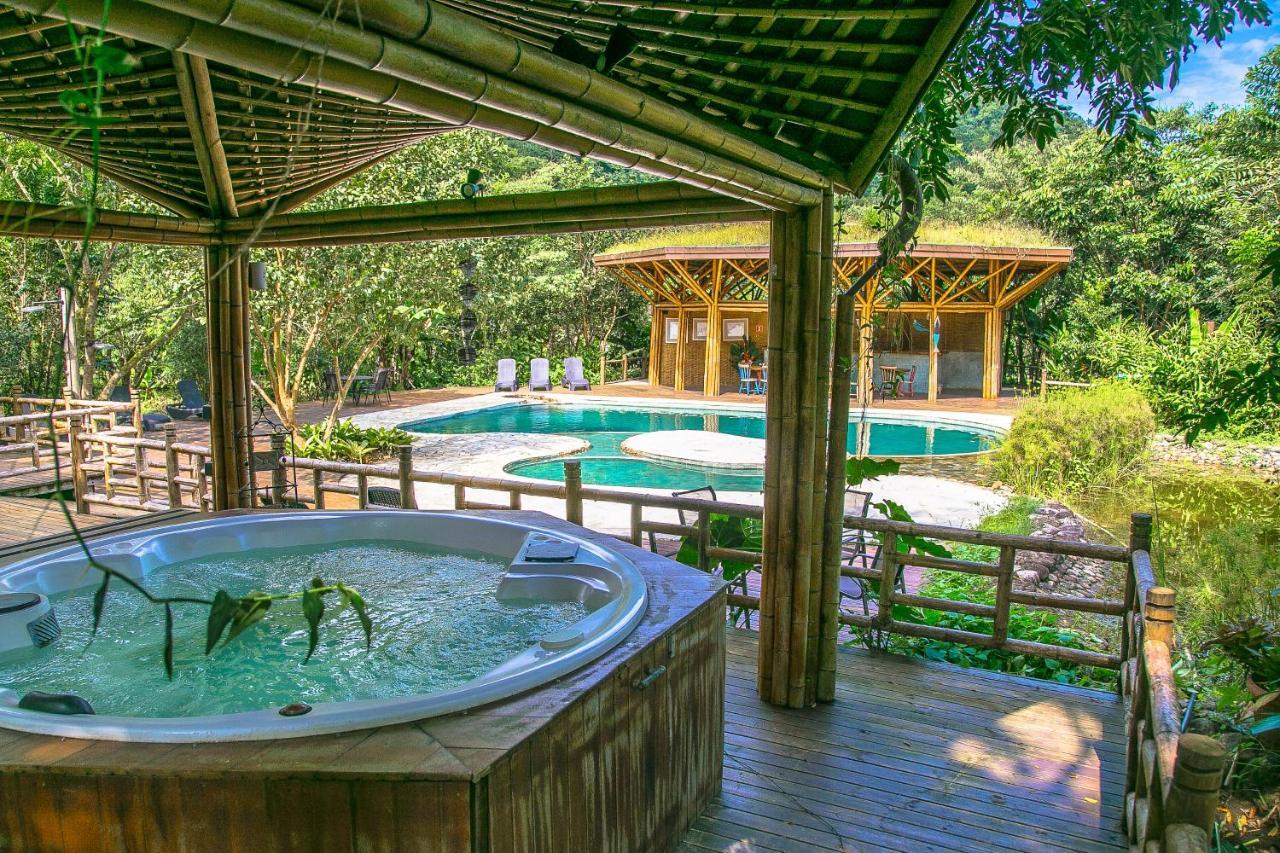 Banana Bamboo Ecolodge Ubatumirim Екстер'єр фото