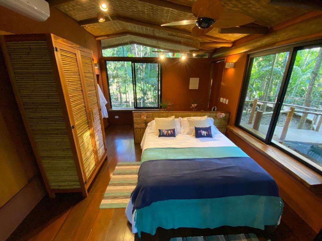 Banana Bamboo Ecolodge Ubatumirim Екстер'єр фото